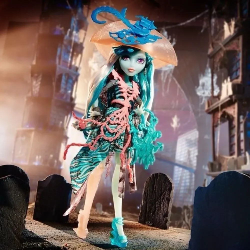NWT Monster High‎ Haunted Vandala Doubloons Doll 2014 Collectible NRFB - Picture 2 of 16